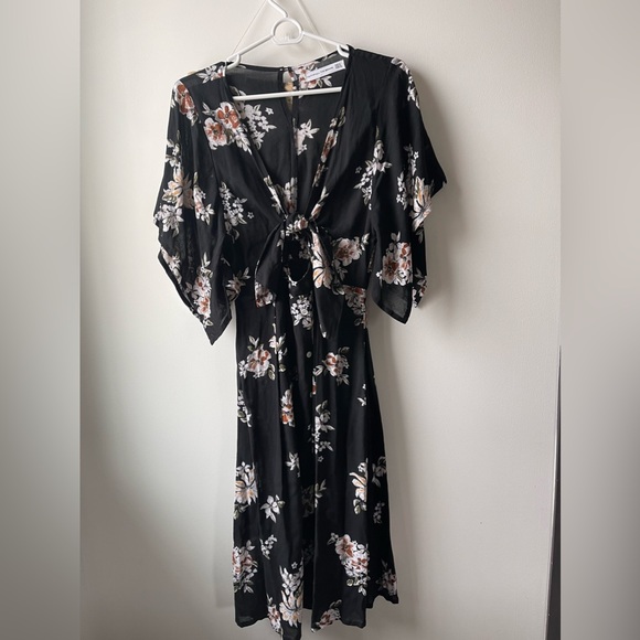 Faithfull The Brand Midi Dress - Picture 1 of 3